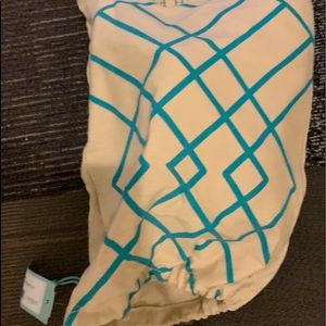 Never worn, no longer need